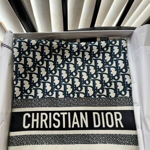 Dior Black and White Duvet Cover Luxurious Bedding
